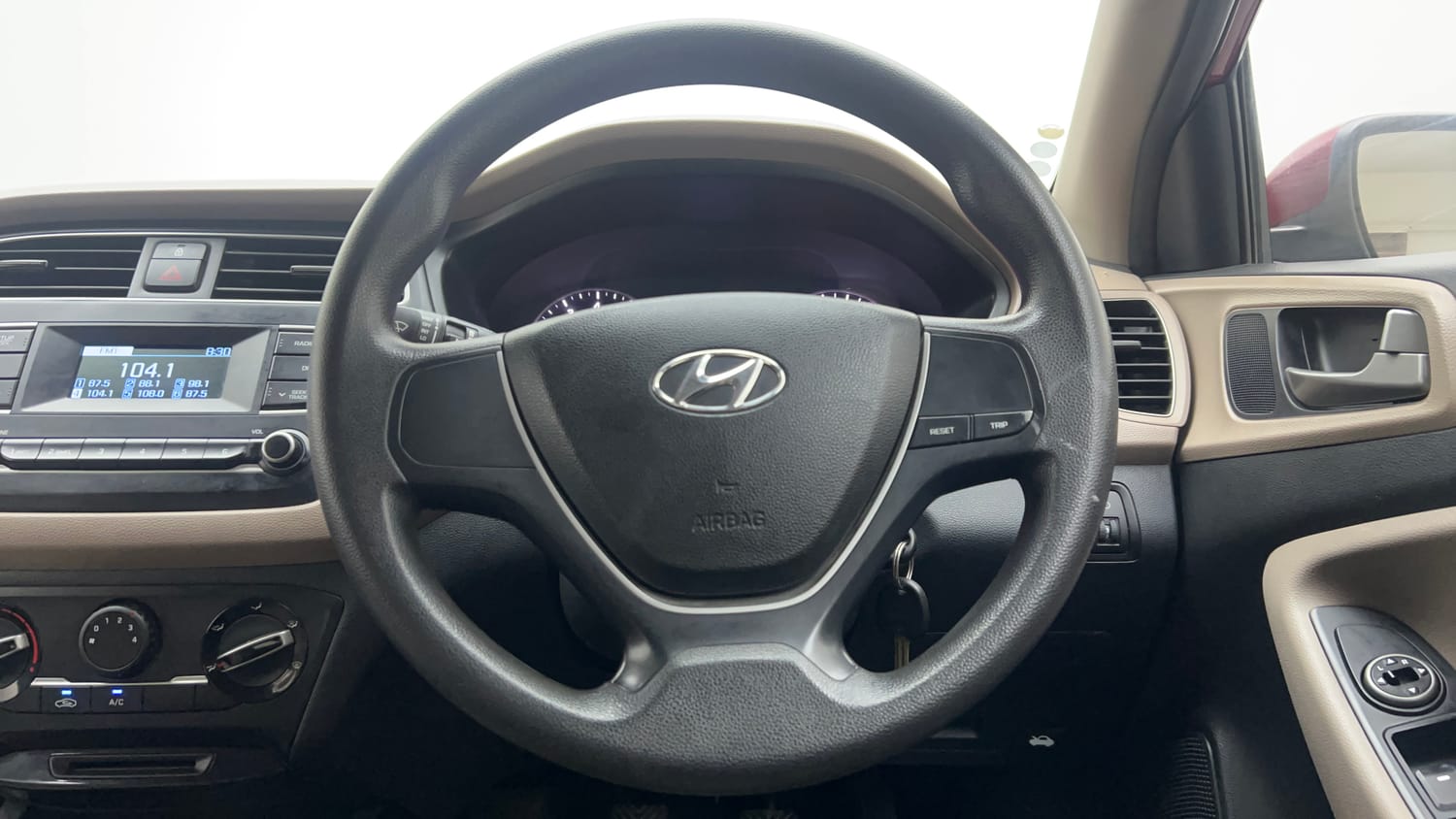 Used 2018 Hyundai Elite i20 Magna Executive 1.2 Petrol Manual interior STEERING VIEW