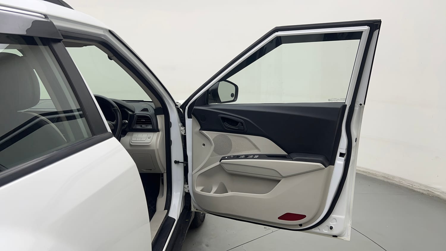 Used 2023 Mahindra XUV 300 W6 1.2 Petrol Petrol Manual interior RIGHT FRONT DOOR OPEN VIEW