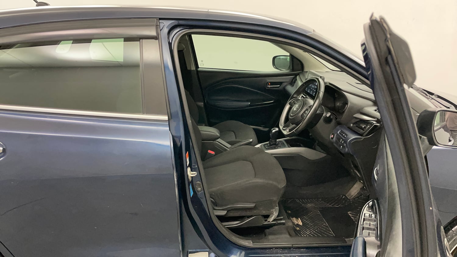 Used 2022 Maruti Suzuki Baleno Alpha AGS Petrol Automatic interior RIGHT SIDE FRONT DOOR CABIN VIEW