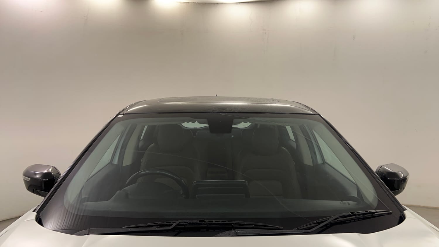 Used 2022 Tata Harrier XZ Plus Diesel Manual exterior FRONT WINDSHIELD VIEW