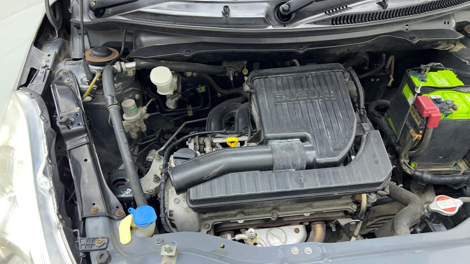 Used 2014 Maruti Suzuki Swift Dzire VXI Petrol Manual engine ENGINE RIGHT SIDE VIEW