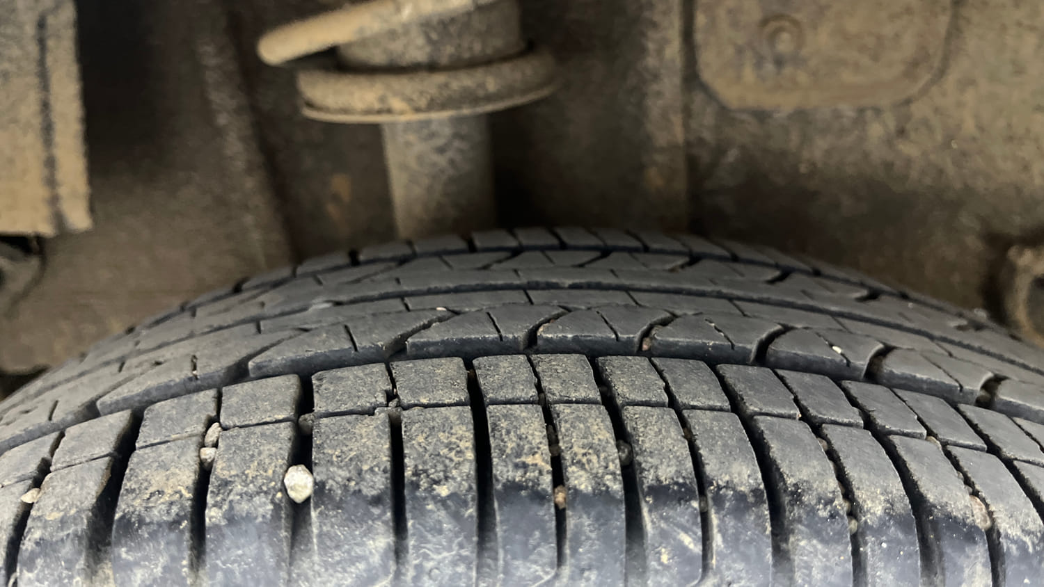 Used 2024 Tata Tiago XZA Plus Petrol Automatic tyres RIGHT REAR TYRE TREAD VIEW