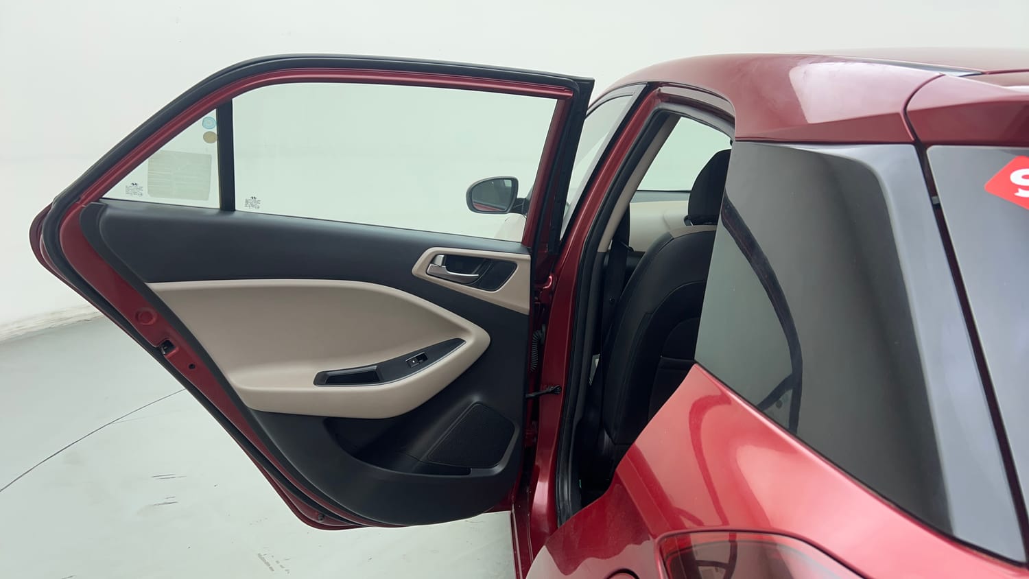 Used 2018 Hyundai Elite i20 Magna Executive 1.2 Petrol Manual interior LEFT REAR DOOR OPEN VIEW