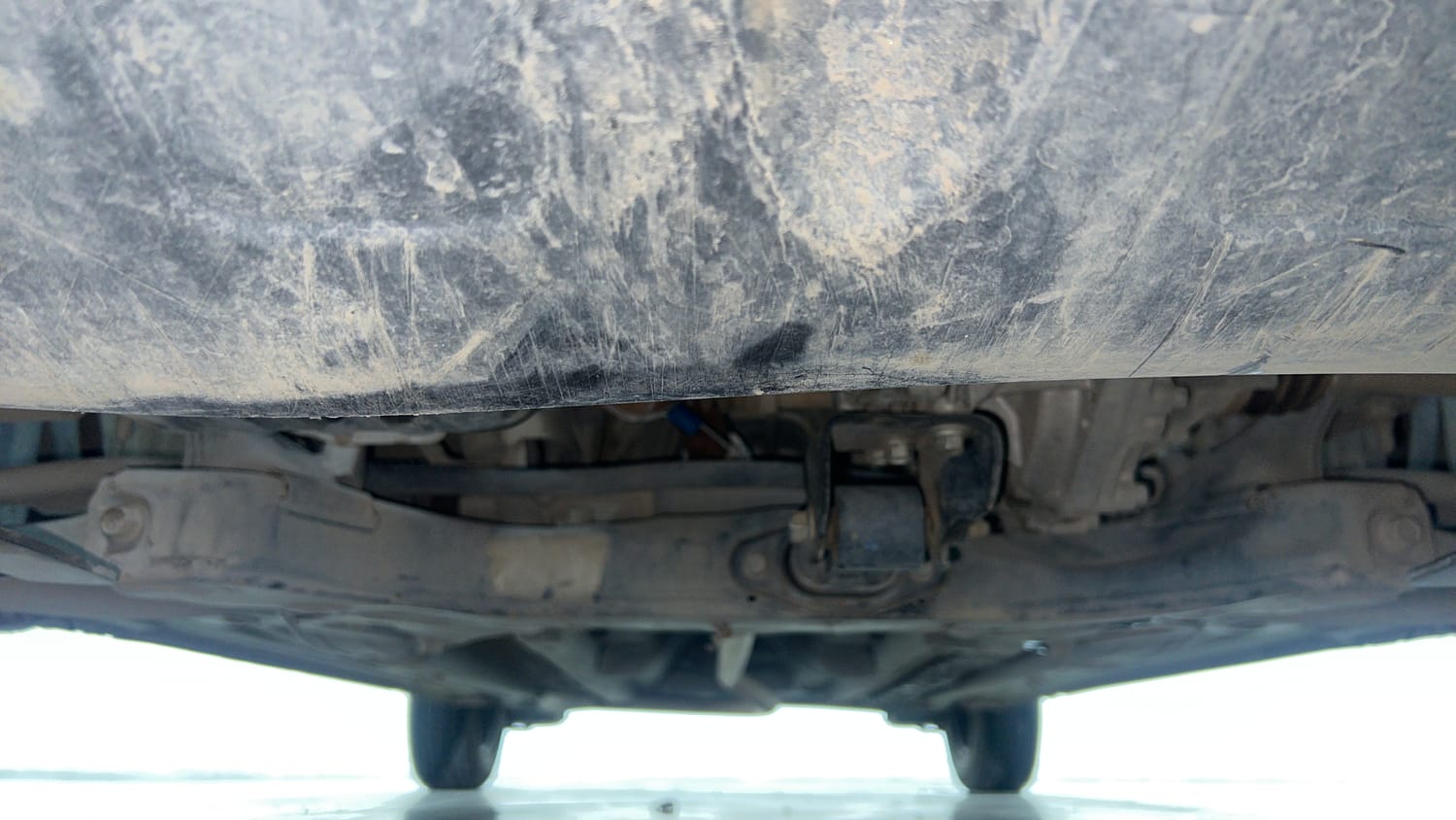 Used 2018 Hyundai Elite i20 Magna Executive 1.2 Petrol Manual extra FRONT LEFT UNDERBODY VIEW