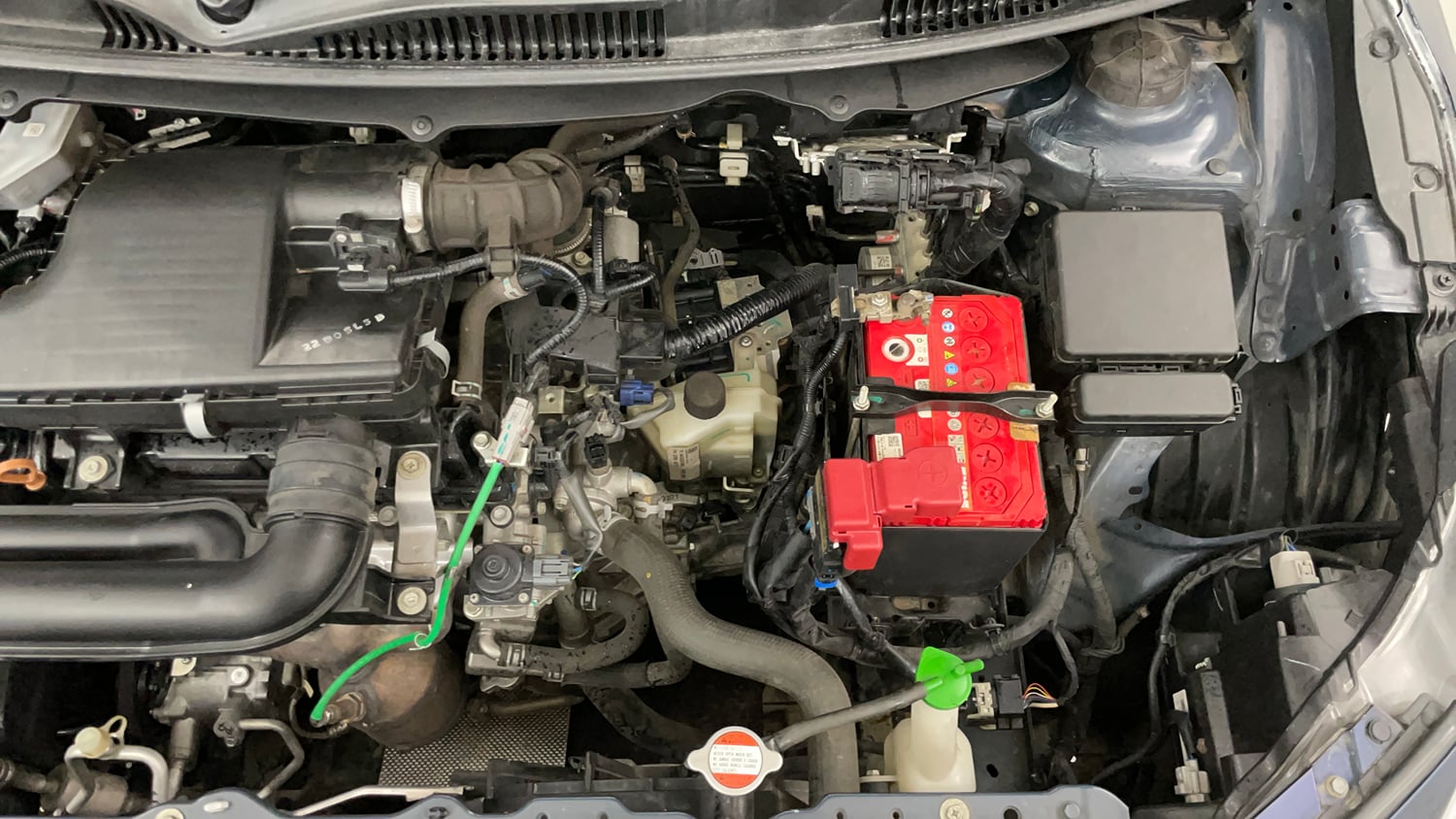 Used 2022 Maruti Suzuki Baleno Alpha AGS Petrol Automatic engine ENGINE LEFT SIDE VIEW