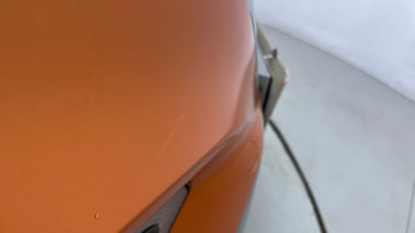 minor_scratch_0