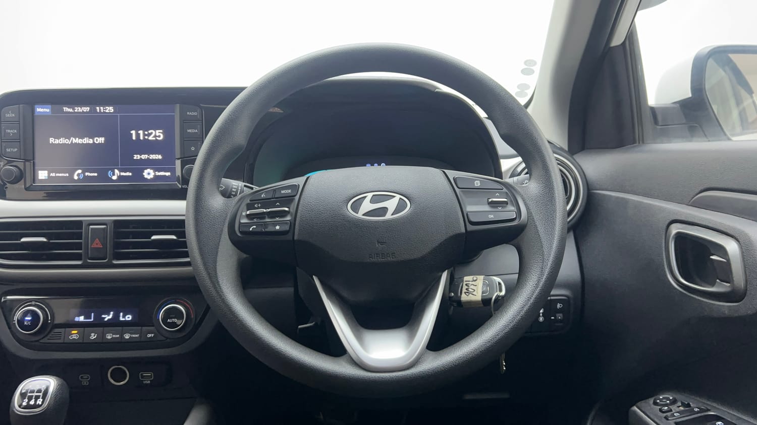 Used 2024 Hyundai Exter SX 1.2 CNG MT Cng Manual interior STEERING VIEW