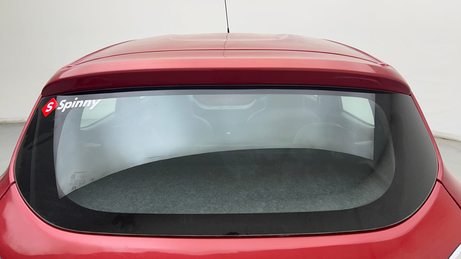 Used 2018 Renault Kwid 1.0 RXT Petrol Manual exterior BACK WINDSHIELD VIEW