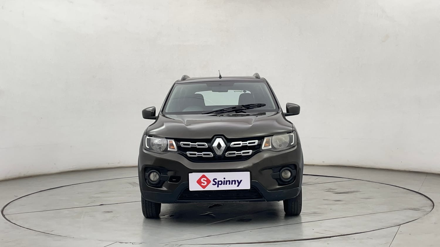 Used 2017 Renault Kwid RXT (O) 1.0 SCE Edition Petrol Manual exterior FRONT VIEW