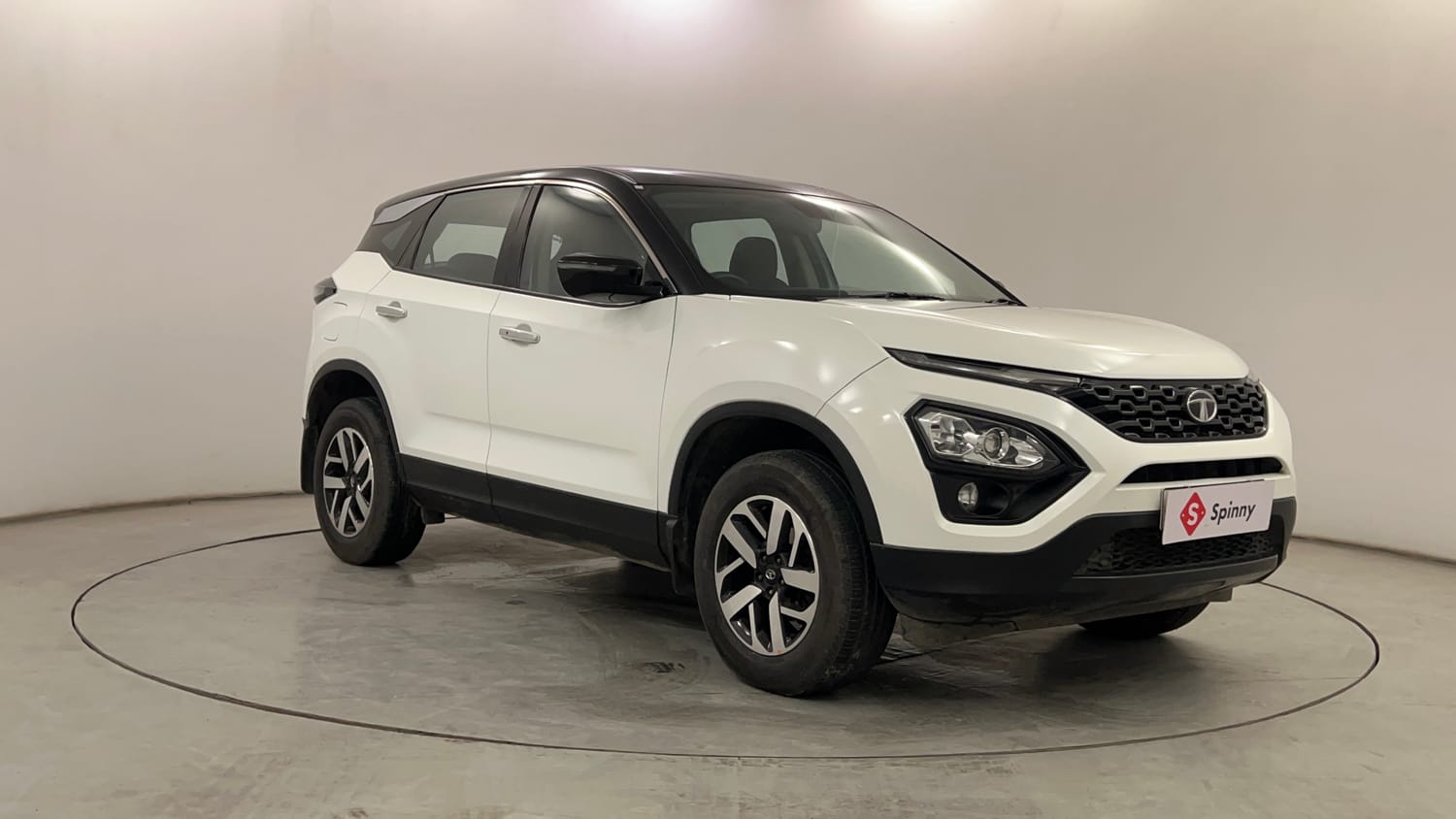 Used 2022 Tata Harrier XZ Plus Diesel Manual exterior RIGHT FRONT CORNER VIEW