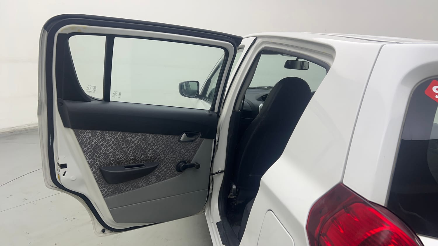 Used 2016 Maruti Suzuki Alto 800 LXi Petrol Manual interior LEFT REAR DOOR OPEN VIEW