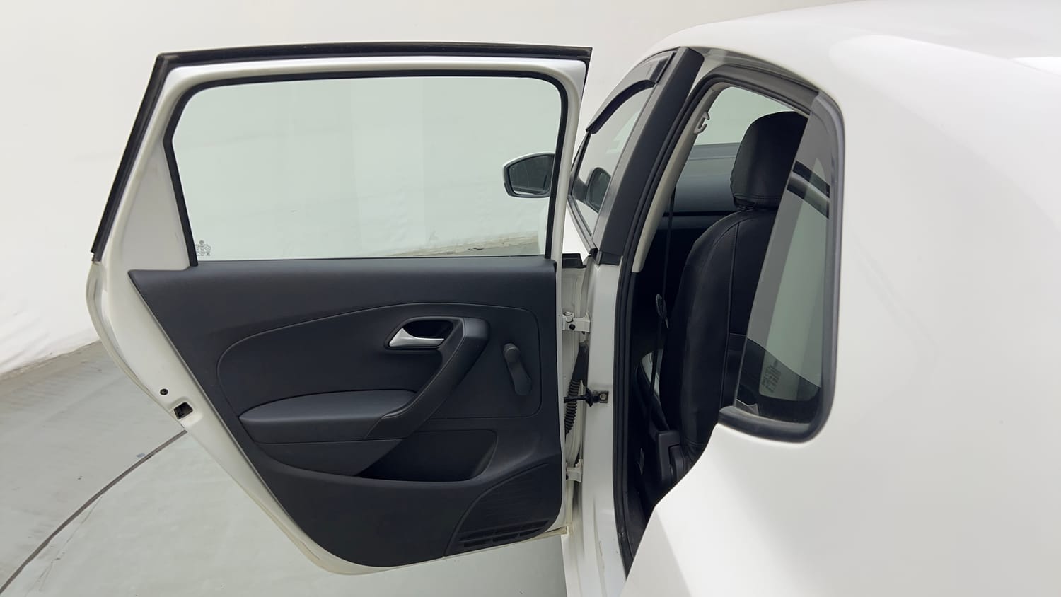 2015 Volkswagen Polo Trendline 1.2L (P)-22
