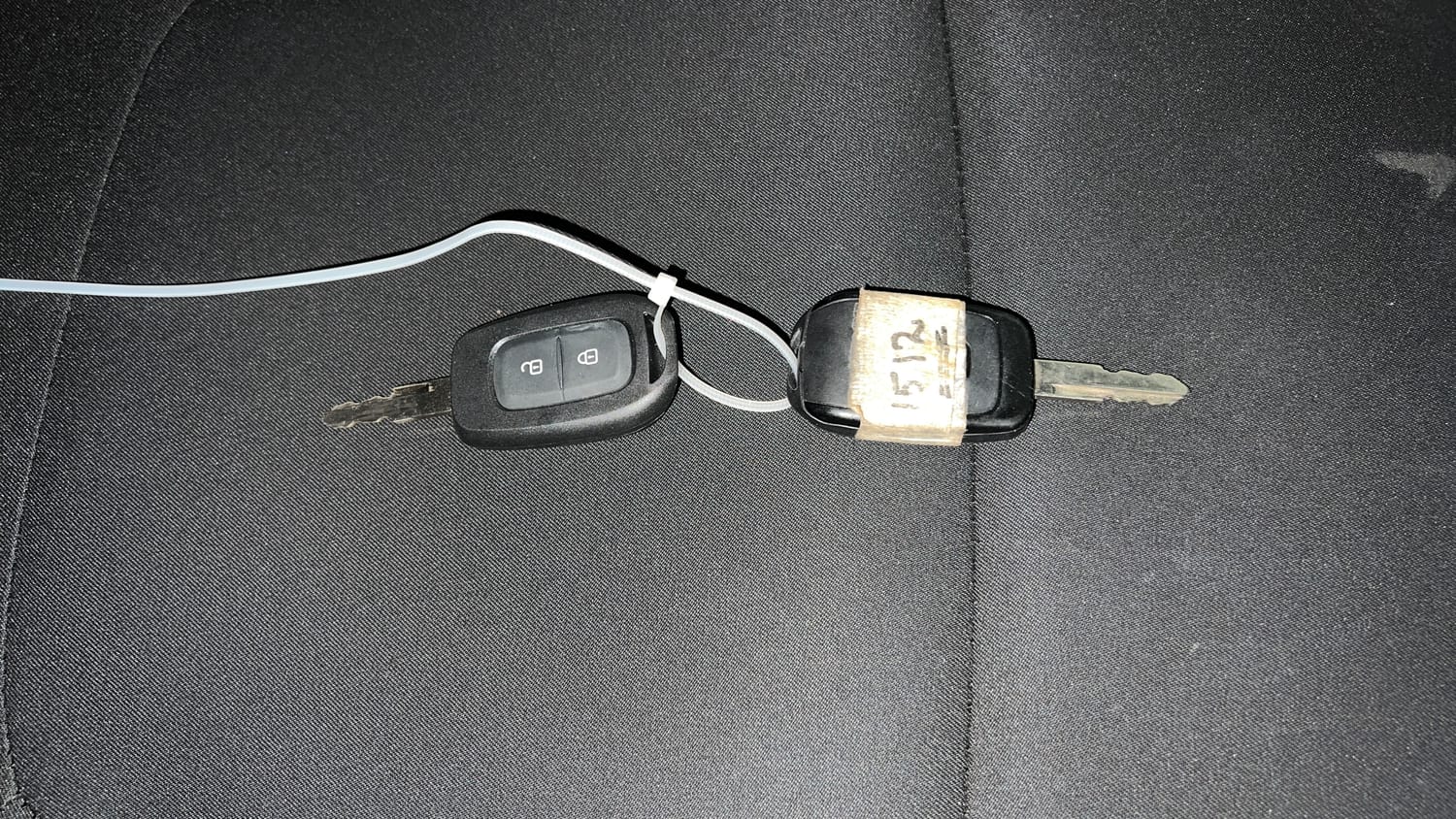 Used 2024 Renault Kwid RXT 1.0 Petrol Manual extra CAR KEY VIEW