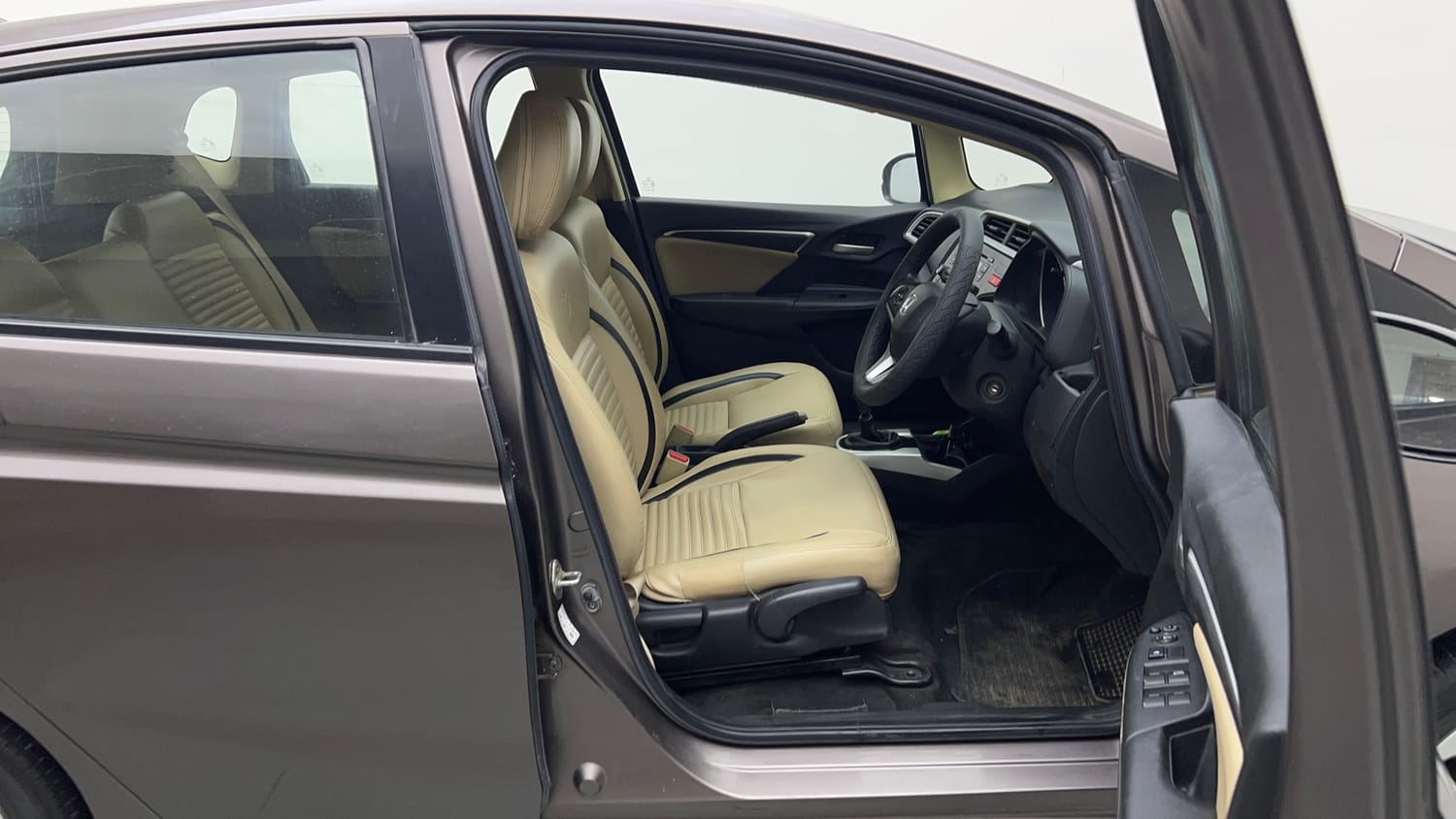 2015 Honda Jazz V Petrol-17