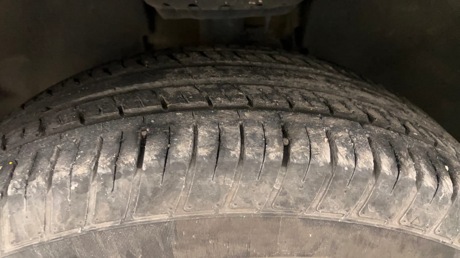 Used 2022 Tata Harrier XZ Plus Diesel Manual tyres LEFT FRONT TYRE TREAD VIEW