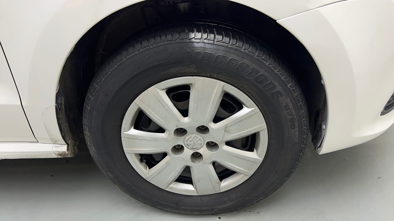 2015 Volkswagen Polo Trendline 1.2L (P)-32