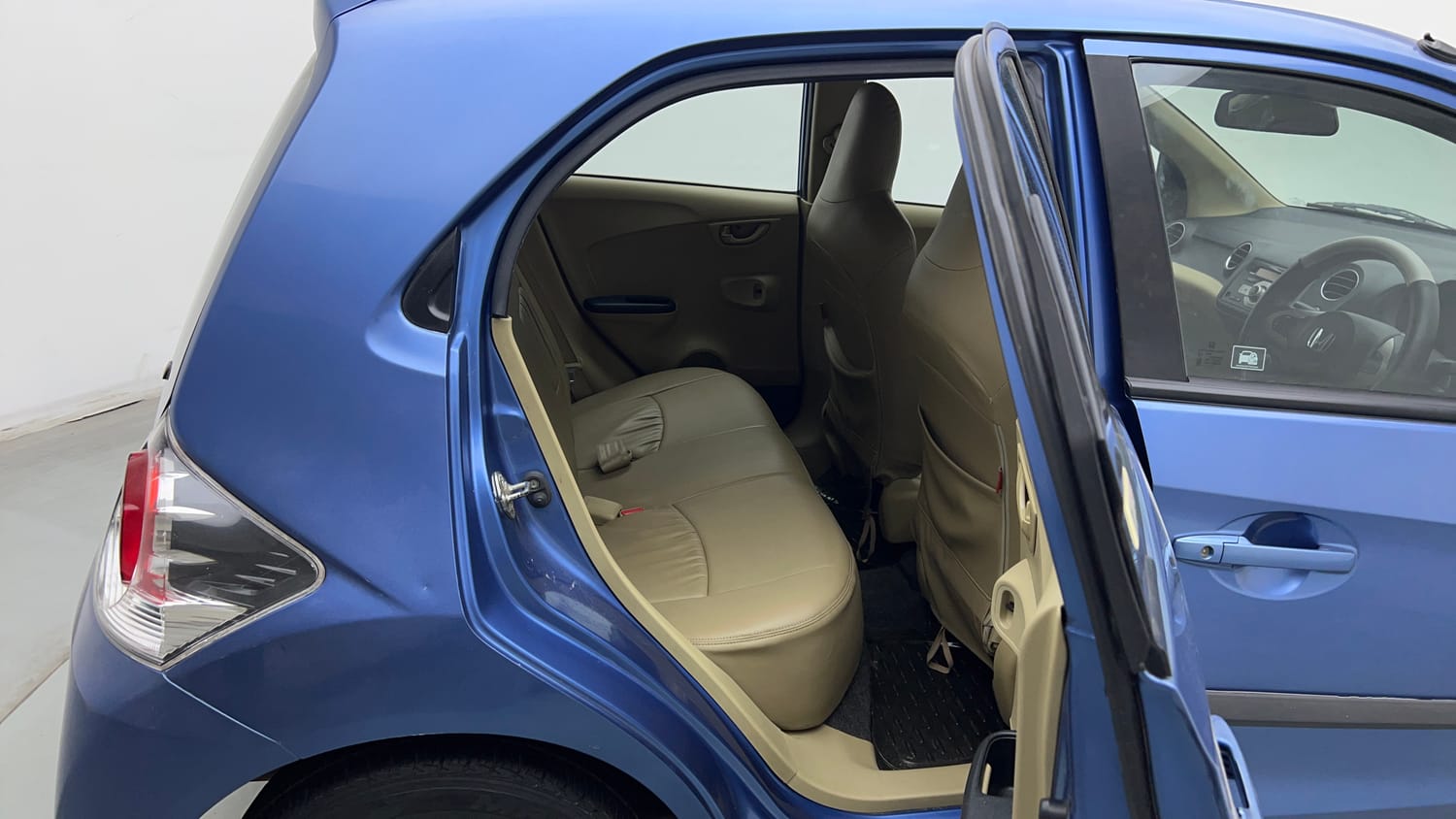2015 Honda Brio S MT-18