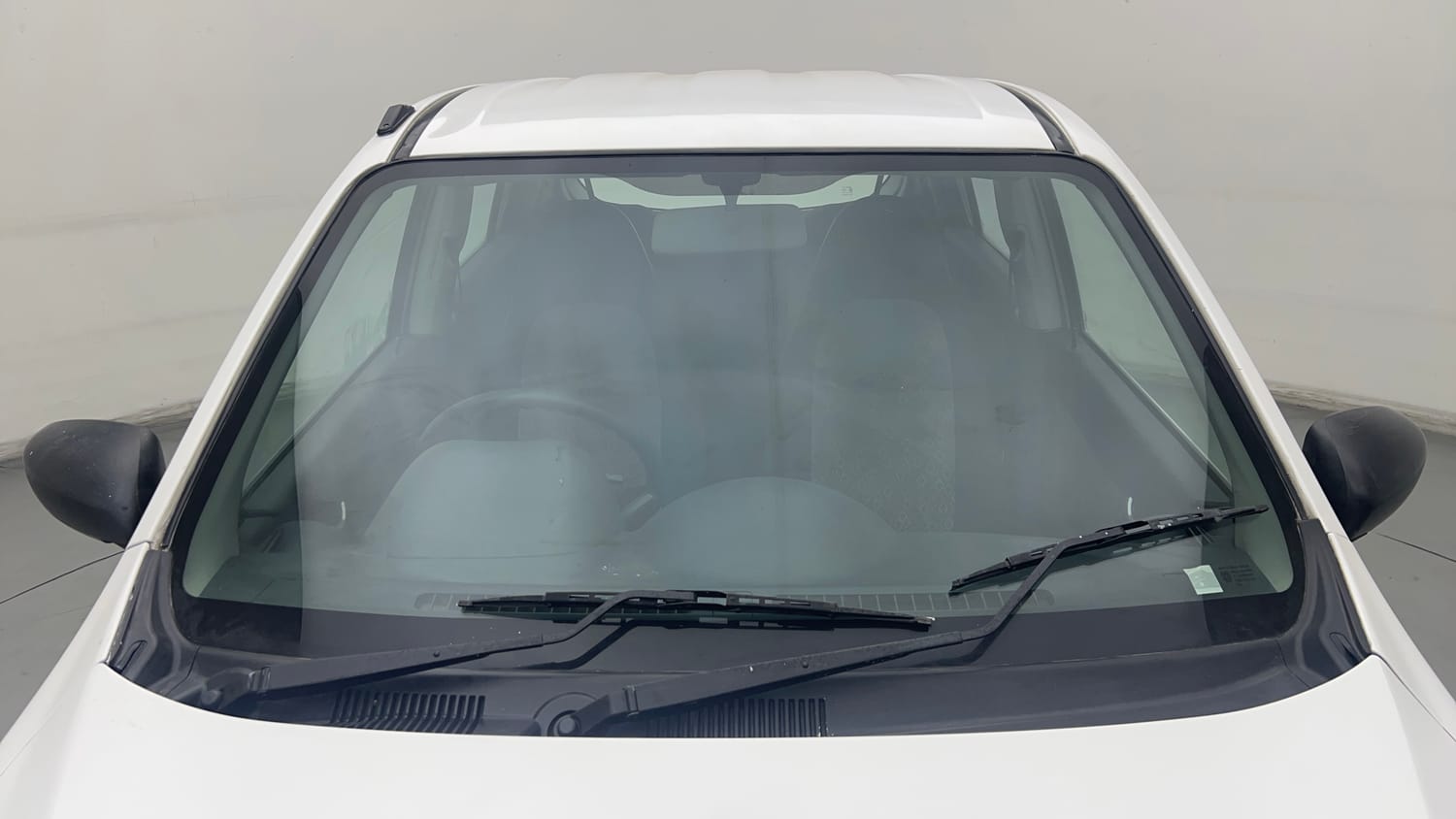 Used 2016 Maruti Suzuki Alto 800 LXi Petrol Manual exterior FRONT WINDSHIELD VIEW