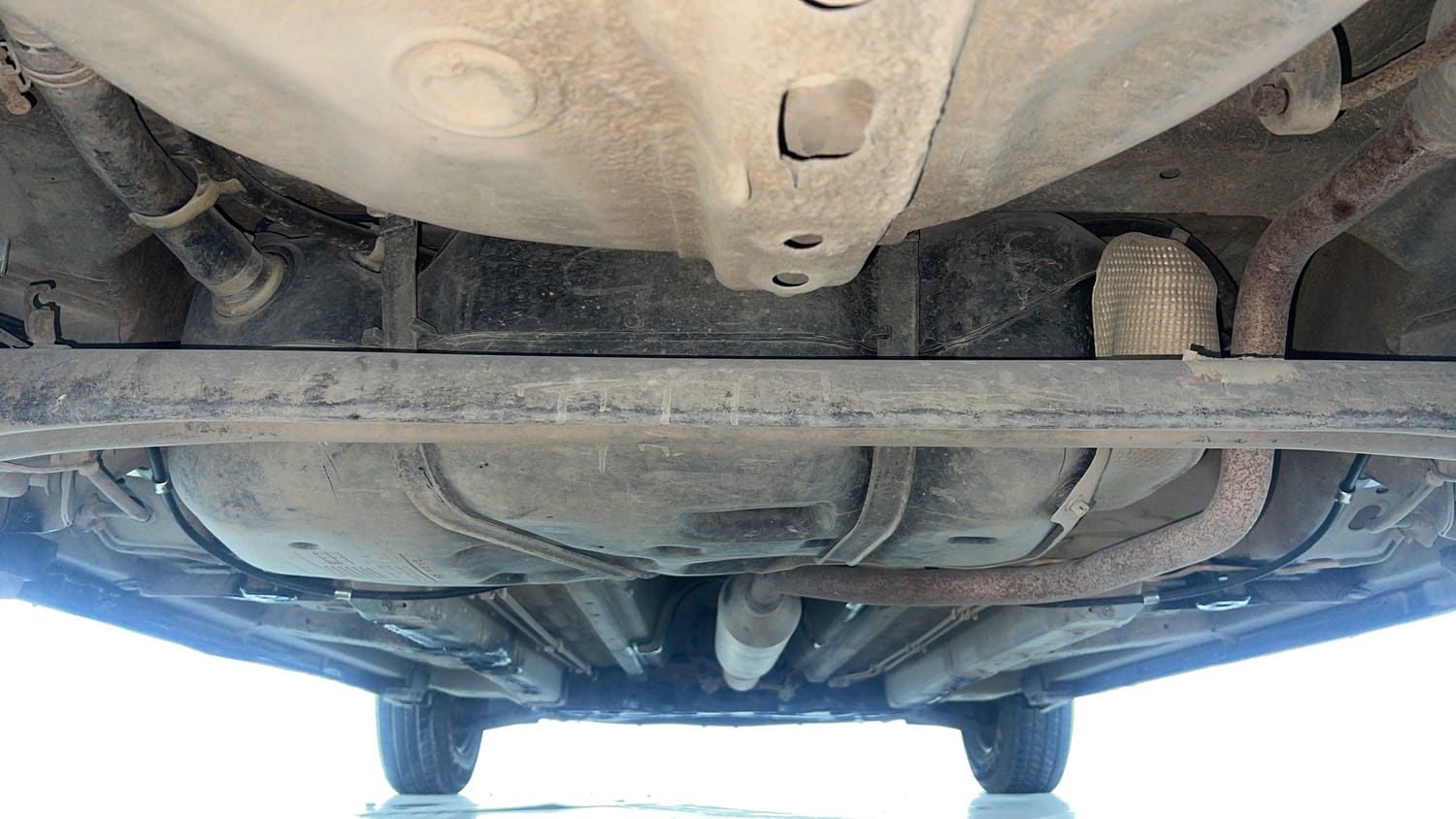 Used 2016 Maruti Suzuki Swift VXi Petrol Manual extra REAR UNDERBODY VIEW (TAKEN FROM REAR)