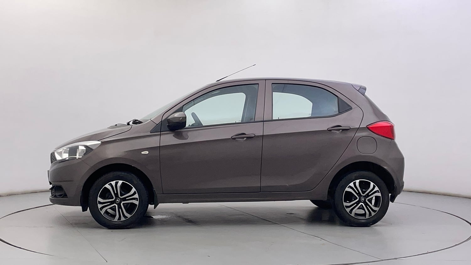 Used 2019 Tata Tiago Revotron XZA Petrol Automatic exterior LEFT SIDE VIEW