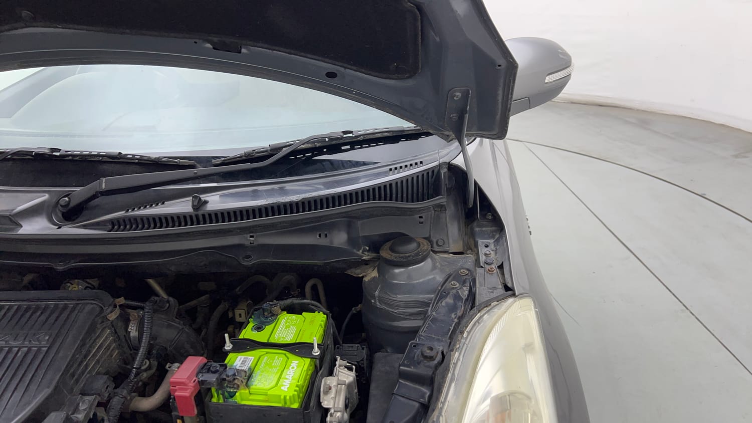 Used 2014 Maruti Suzuki Swift Dzire VXI Petrol Manual engine ENGINE LEFT SIDE HINGE & APRON VIEW