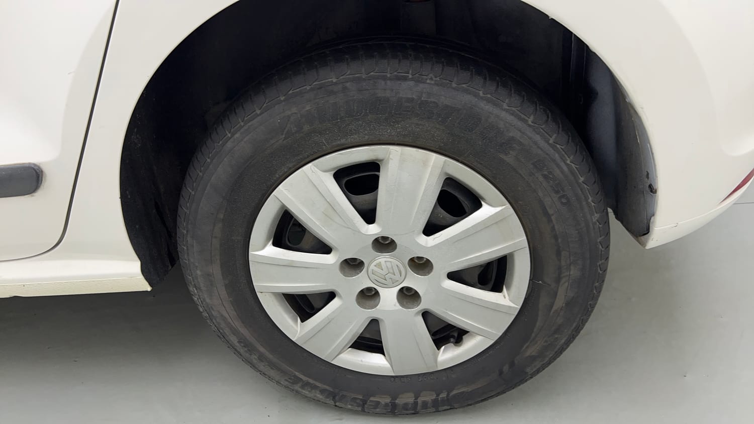 2015 Volkswagen Polo Trendline 1.2L (P)-35