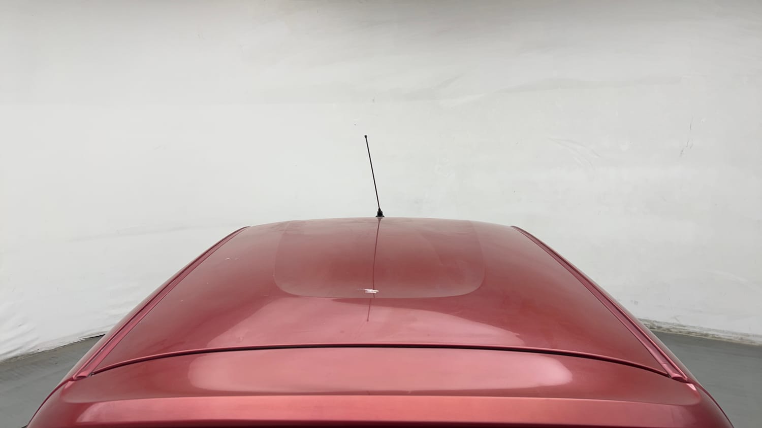 Used 2018 Renault Kwid 1.0 RXT Petrol Manual exterior EXTERIOR ROOF VIEW