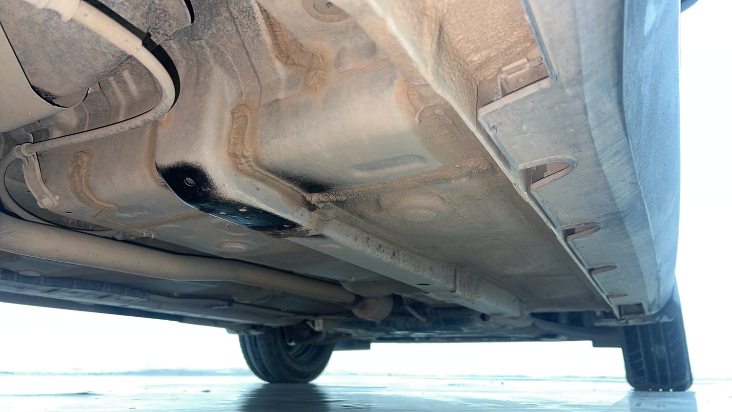 Used 2024 Hyundai Exter SX 1.2 CNG MT Cng Manual extra REAR RIGHT UNDERBODY VIEW