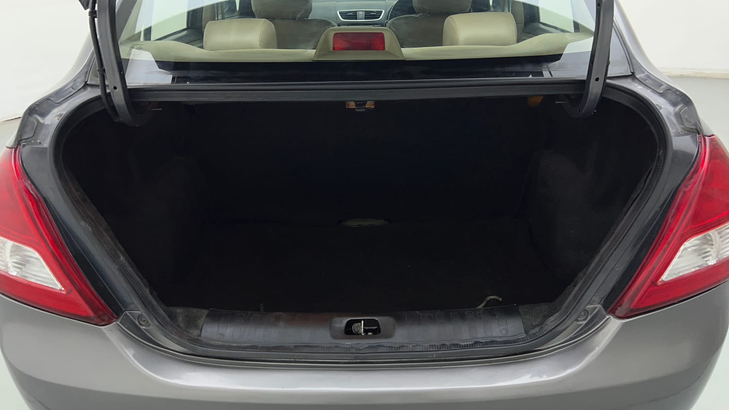 Used 2014 Maruti Suzuki Swift Dzire VXI Petrol Manual interior DICKY INSIDE VIEW