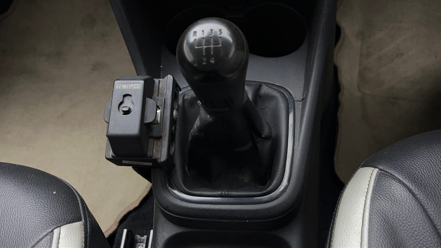 2015 Volkswagen Polo Trendline 1.2L (P)-16