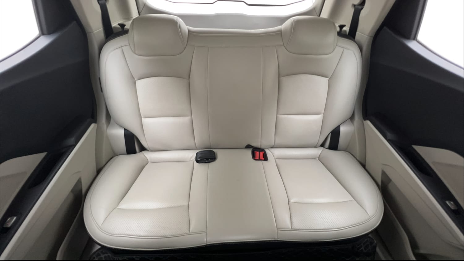 Used 2023 Mahindra XUV 300 W6 1.2 Petrol Petrol Manual interior REAR SEAT CONDITION VIEW