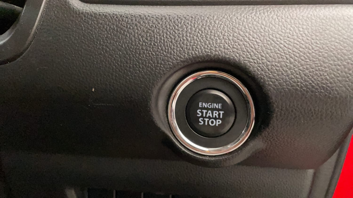 Used 2022 Maruti Suzuki Swift ZXi AMT Petrol Automatic top_features Keyless start