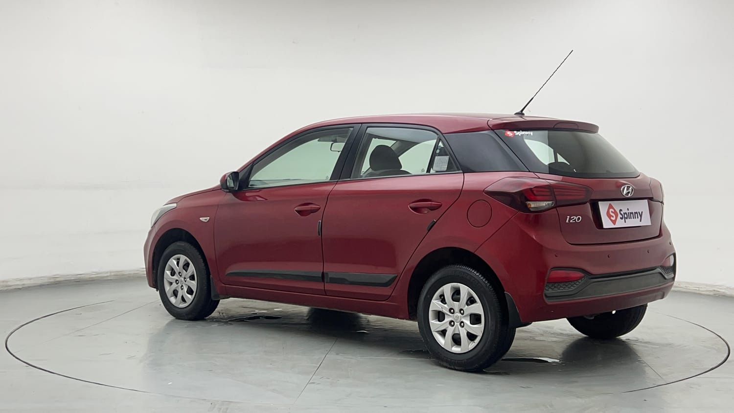 Used 2018 Hyundai Elite i20 Magna Executive 1.2 Petrol Manual exterior LEFT REAR CORNER VIEW