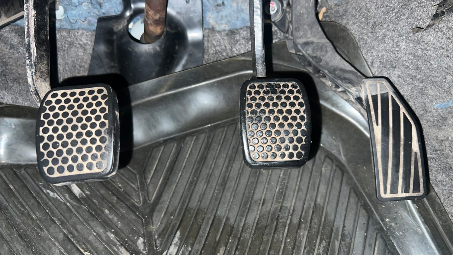 Used 2016 Maruti Suzuki Alto 800 LXi Petrol Manual interior PEDALS VIEW