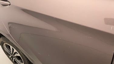 minor_scratch_0