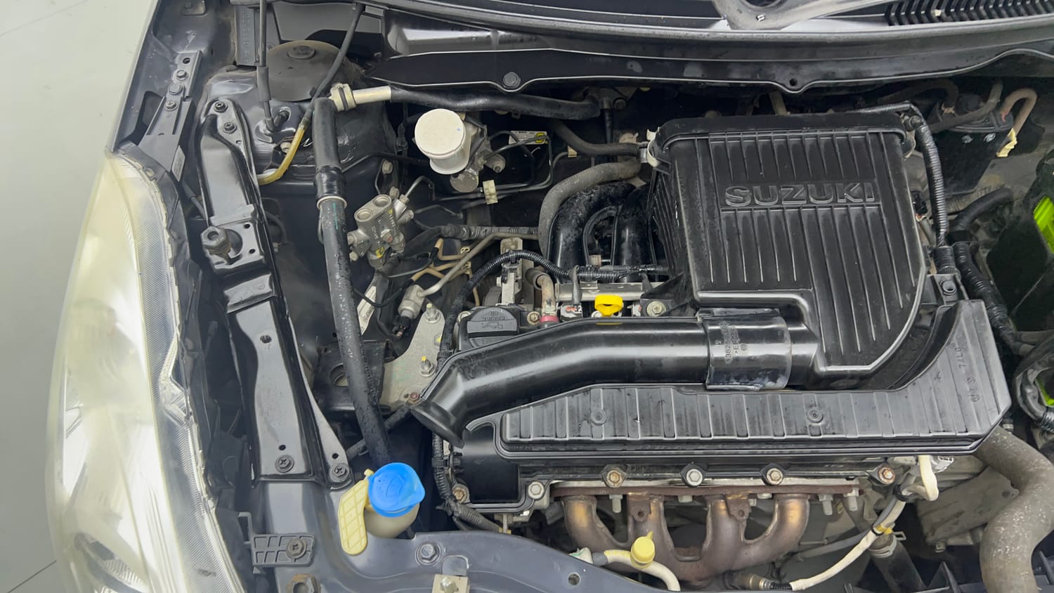 Used 2016 Maruti Suzuki Swift VXi Petrol Manual engine ENGINE RIGHT SIDE VIEW