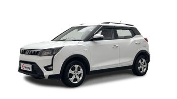 Used 2023 Mahindra XUV 300 W6 1.2 Petrol Petrol Manual Image