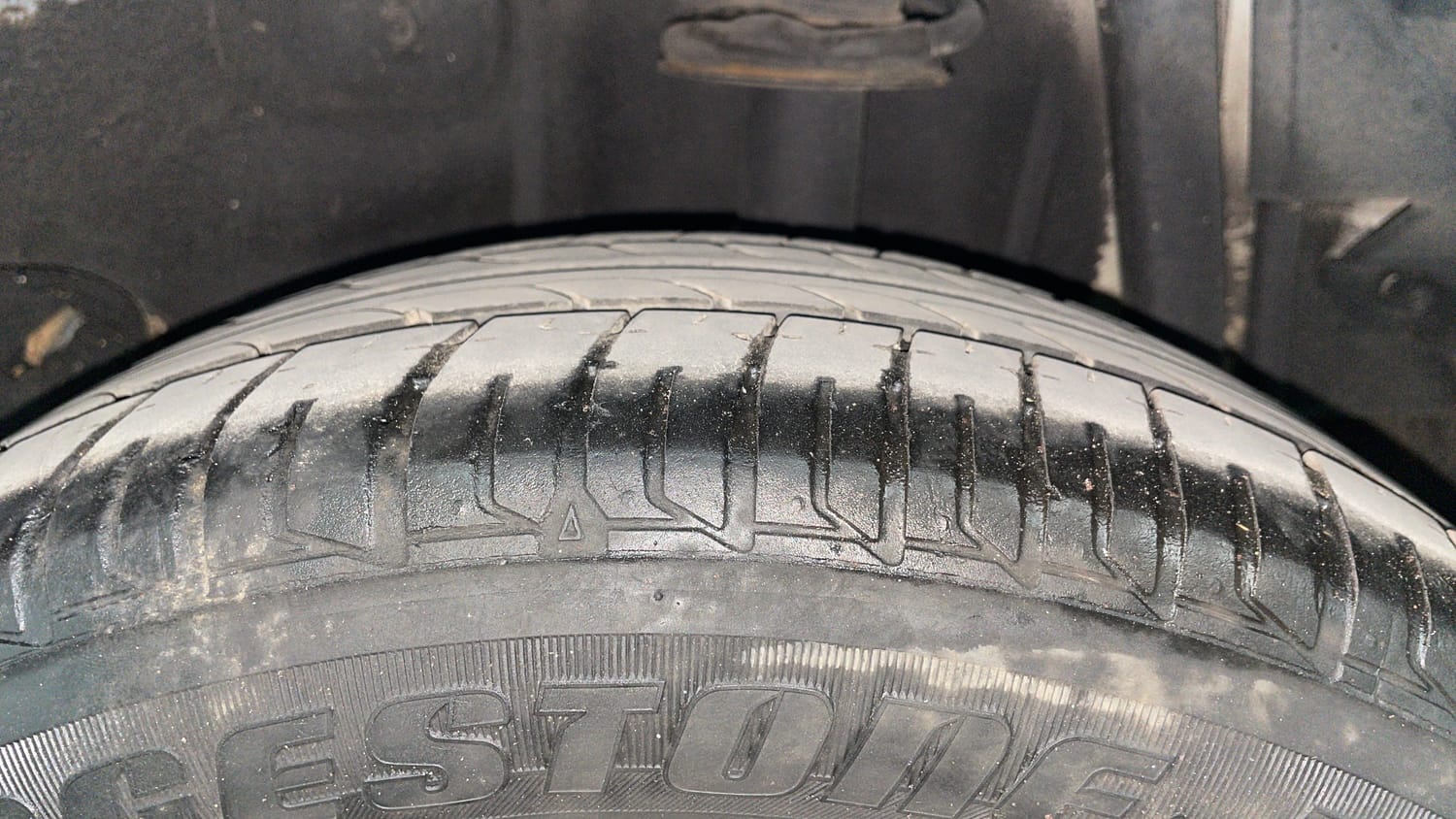 Used 2022 Tata Tiago XZ Petrol Manual tyres LEFT REAR TYRE TREAD VIEW