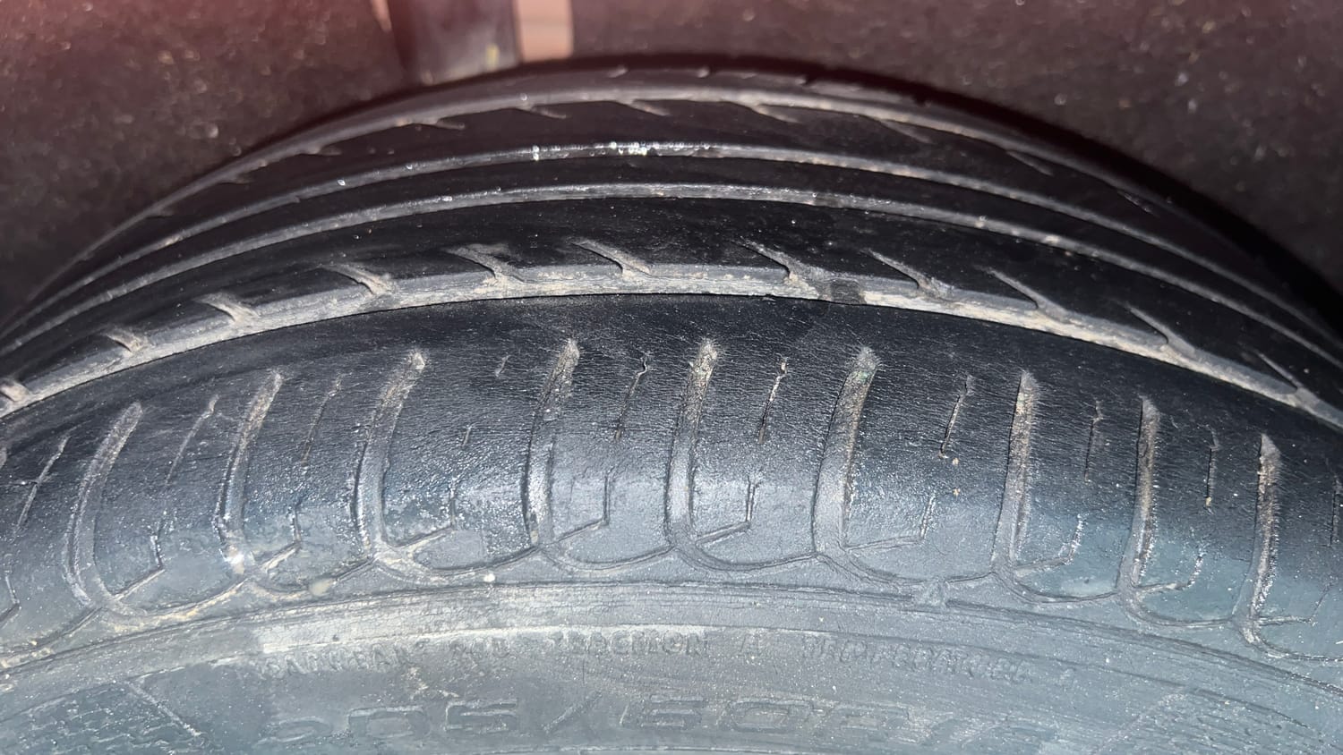 Used 2014 Ford EcoSport Titanium 1.5 Ti-VCT Petrol Manual tyres RIGHT REAR TYRE TREAD VIEW