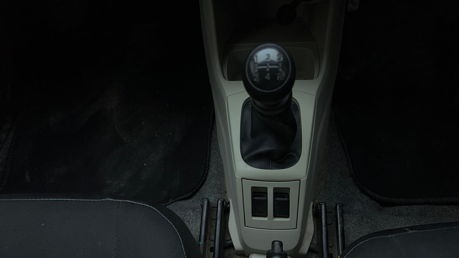 Used 2021 Maruti Suzuki Alto 800 VXi Petrol Manual interior GEAR  KNOB VIEW