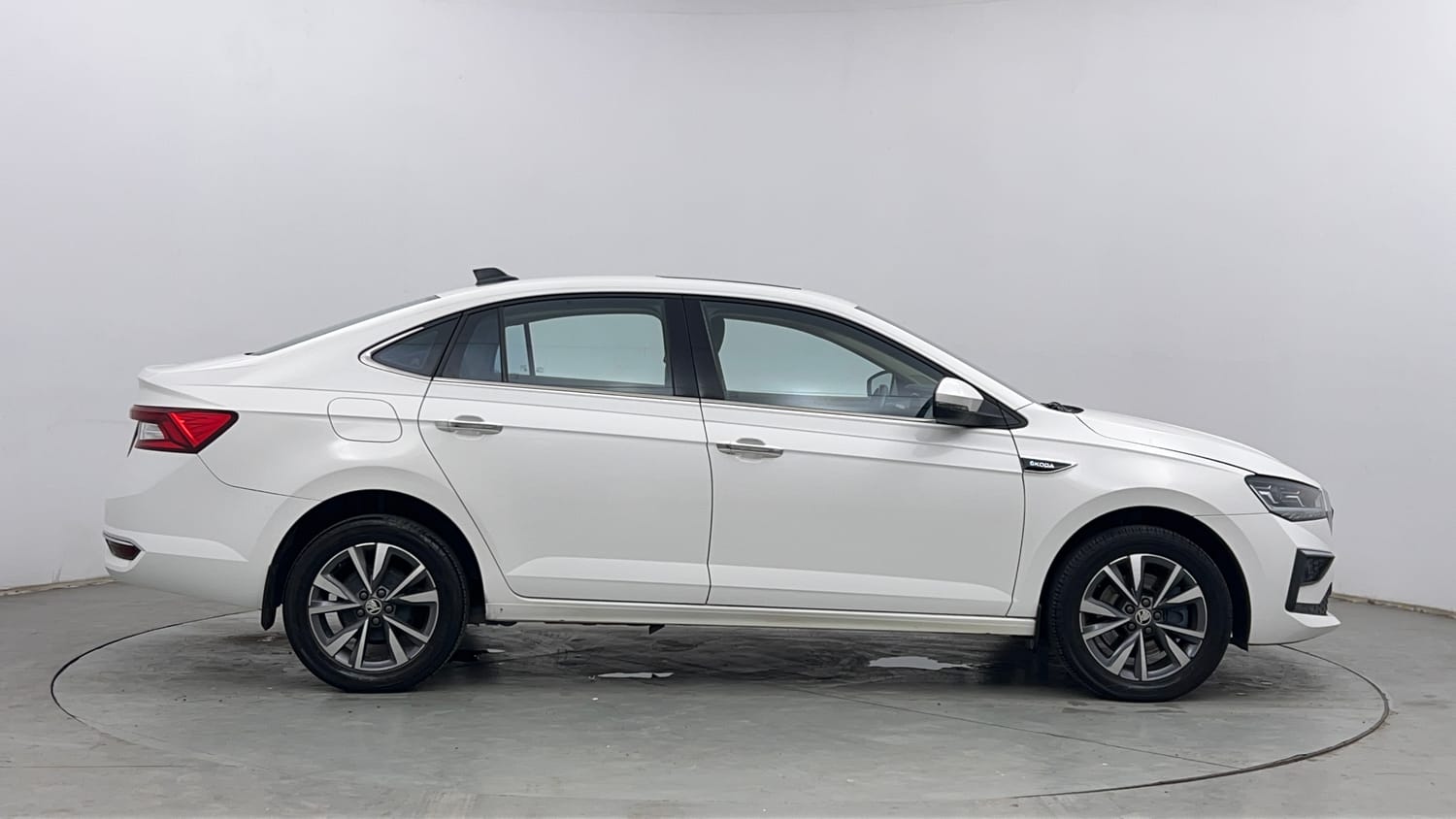 Used 2022 Skoda Slavia Style 1.5L TSI DSG Petrol Automatic exterior RIGHT SIDE VIEW