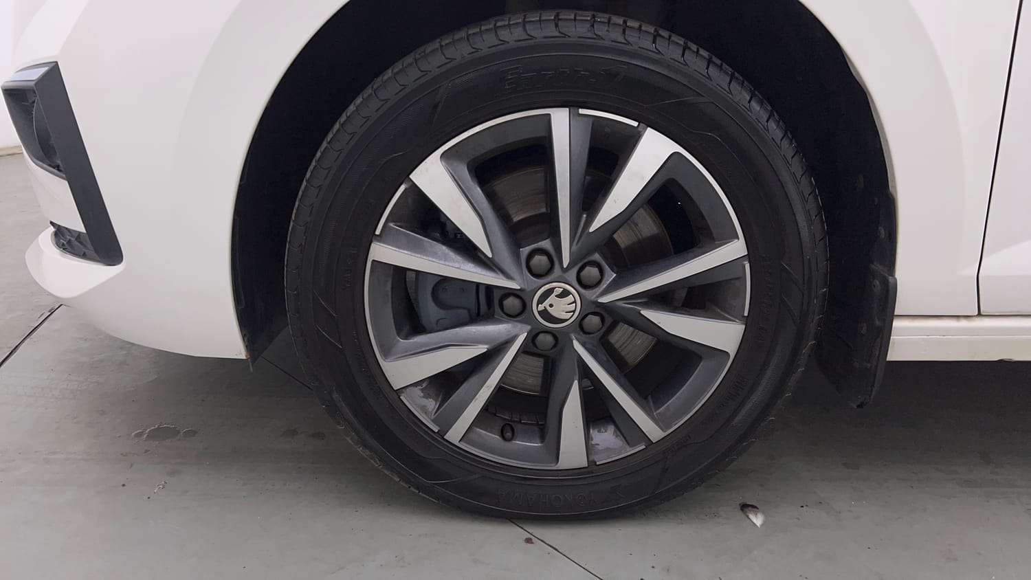 Used 2022 Skoda Slavia Style 1.5L TSI DSG Petrol Automatic tyres LEFT FRONT TYRE RIM VIEW