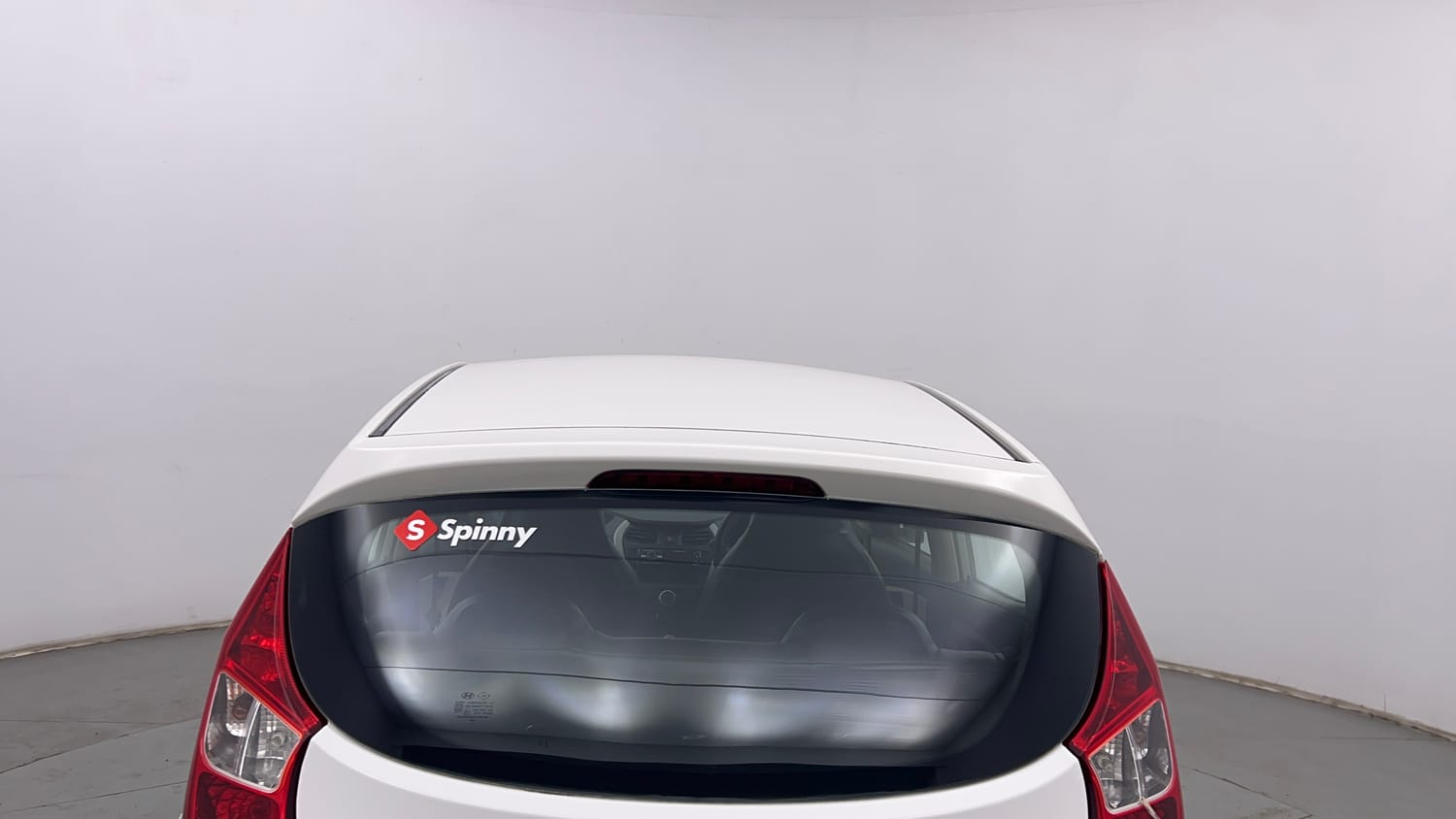 Used 2014 Hyundai Eon Era + Petrol Manual exterior BACK WINDSHIELD VIEW