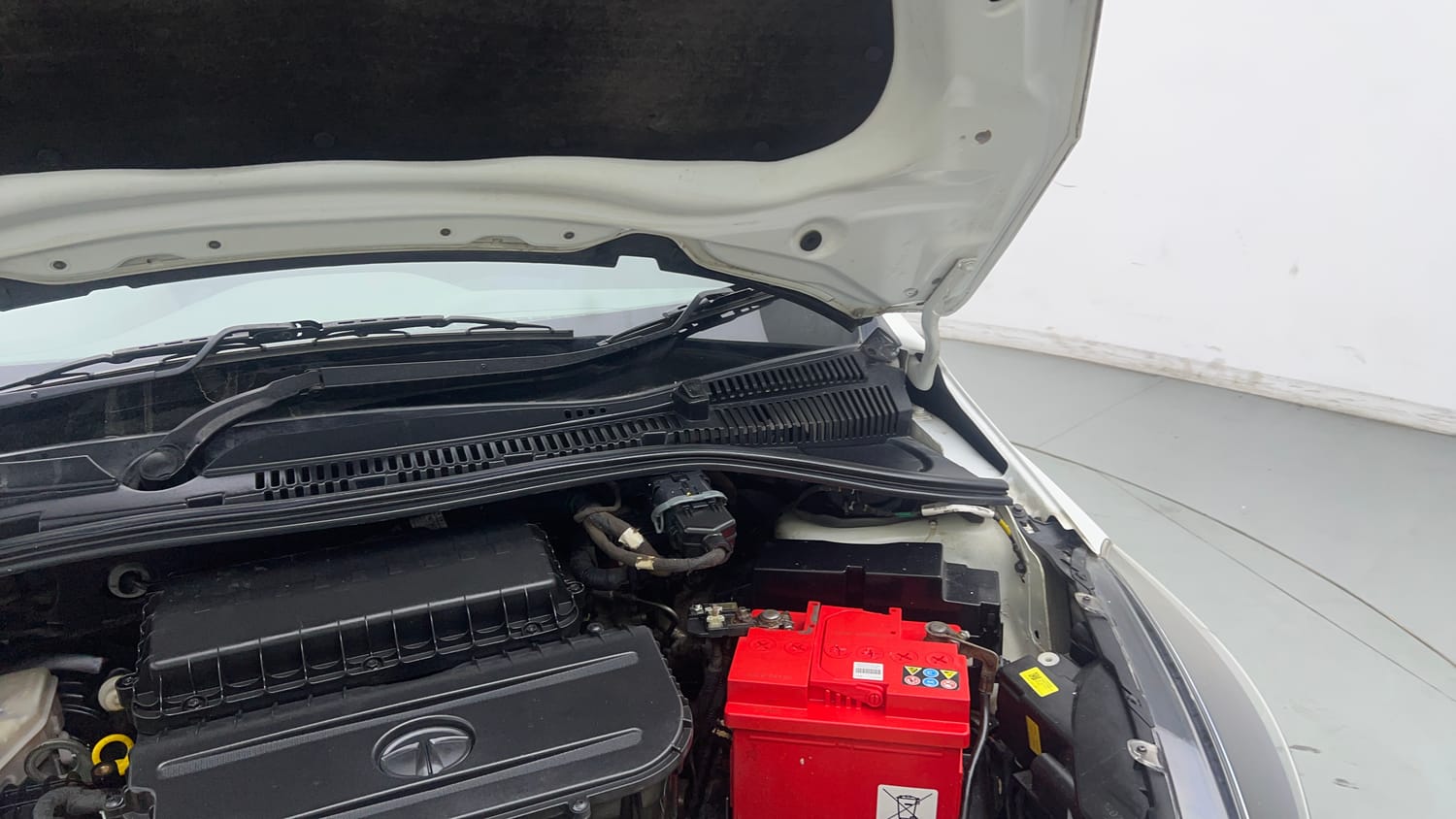 2022 Tata Tigor XZ CNG-30