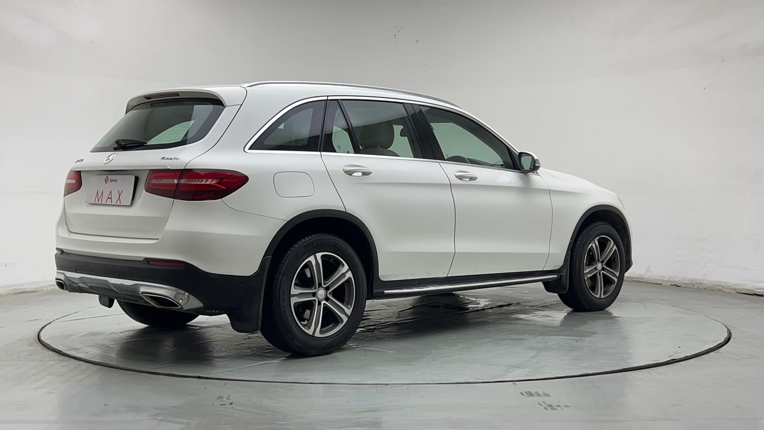 2017 Mercedes-Benz GLC 300 Progressive-4
