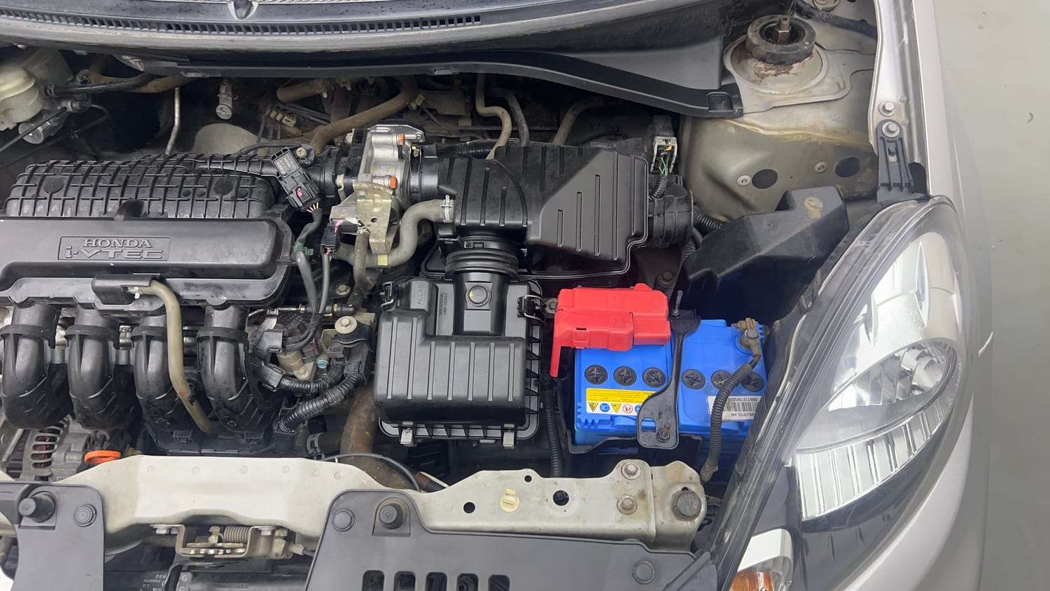 Used 2016 Honda Amaze 1.2 SX i-VTEC Petrol Manual engine ENGINE LEFT SIDE VIEW