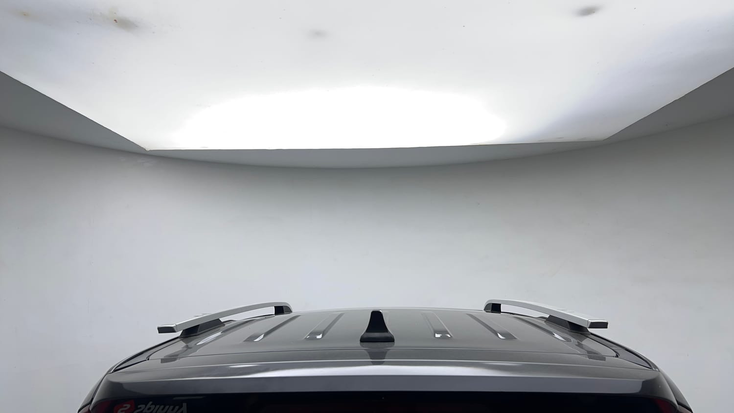 Used 2023 Mahindra Scorpio N Z8 L Petrol AT 7 STR Petrol Automatic exterior EXTERIOR ROOF VIEW