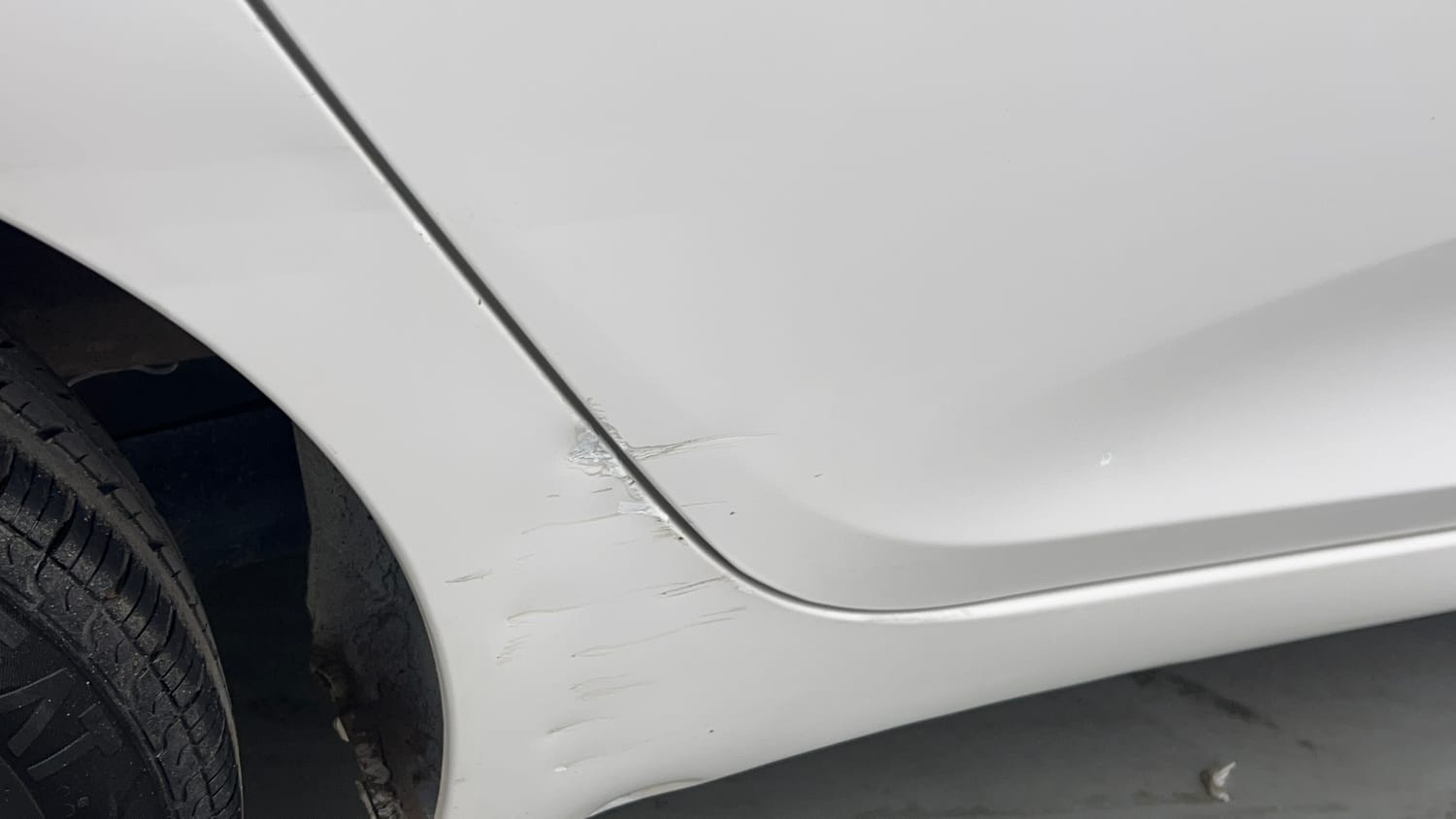 Used 2014 Hyundai Eon Era + Petrol Manual dents MINOR DENT