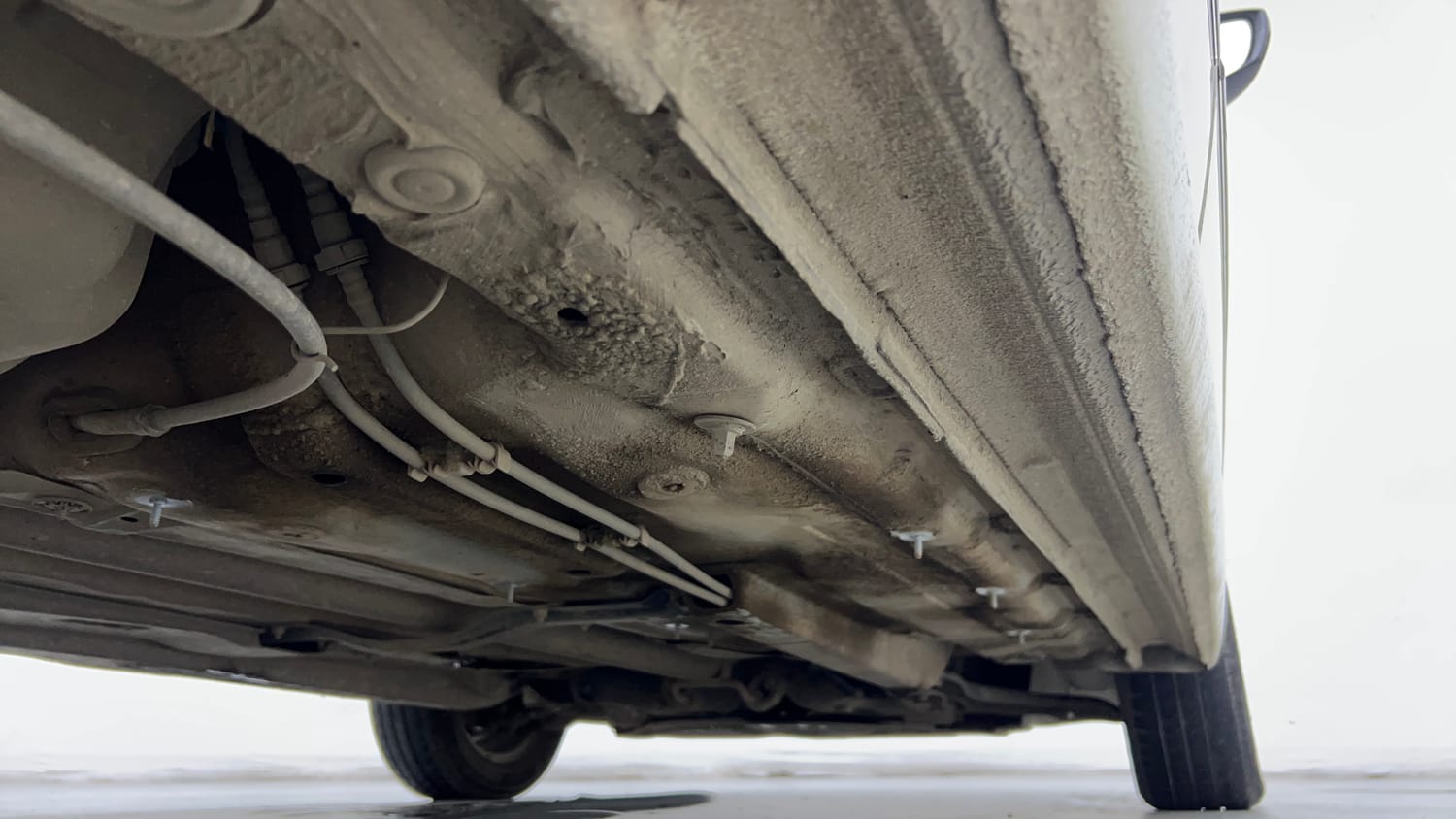 Used 2019 Volkswagen Ameo Trendline 1.5L (D) Diesel Manual extra REAR RIGHT UNDERBODY VIEW
