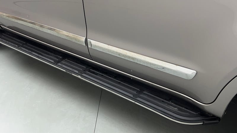 Used 2022 Toyota Innova Crysta ZX 2.7 AT 7 STR Petrol Automatic dents MINOR DENT